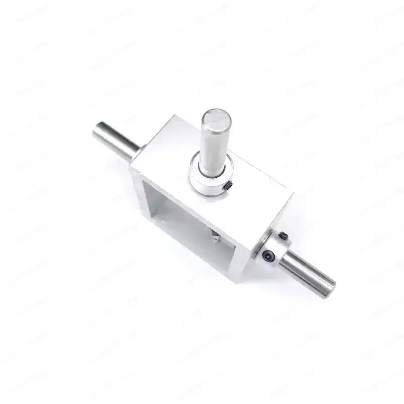 90° Right Angle Bevel Gearbox, 1:1 Reversing Transmission Angle Converter with Dual Output Shaft & Alloy Frame