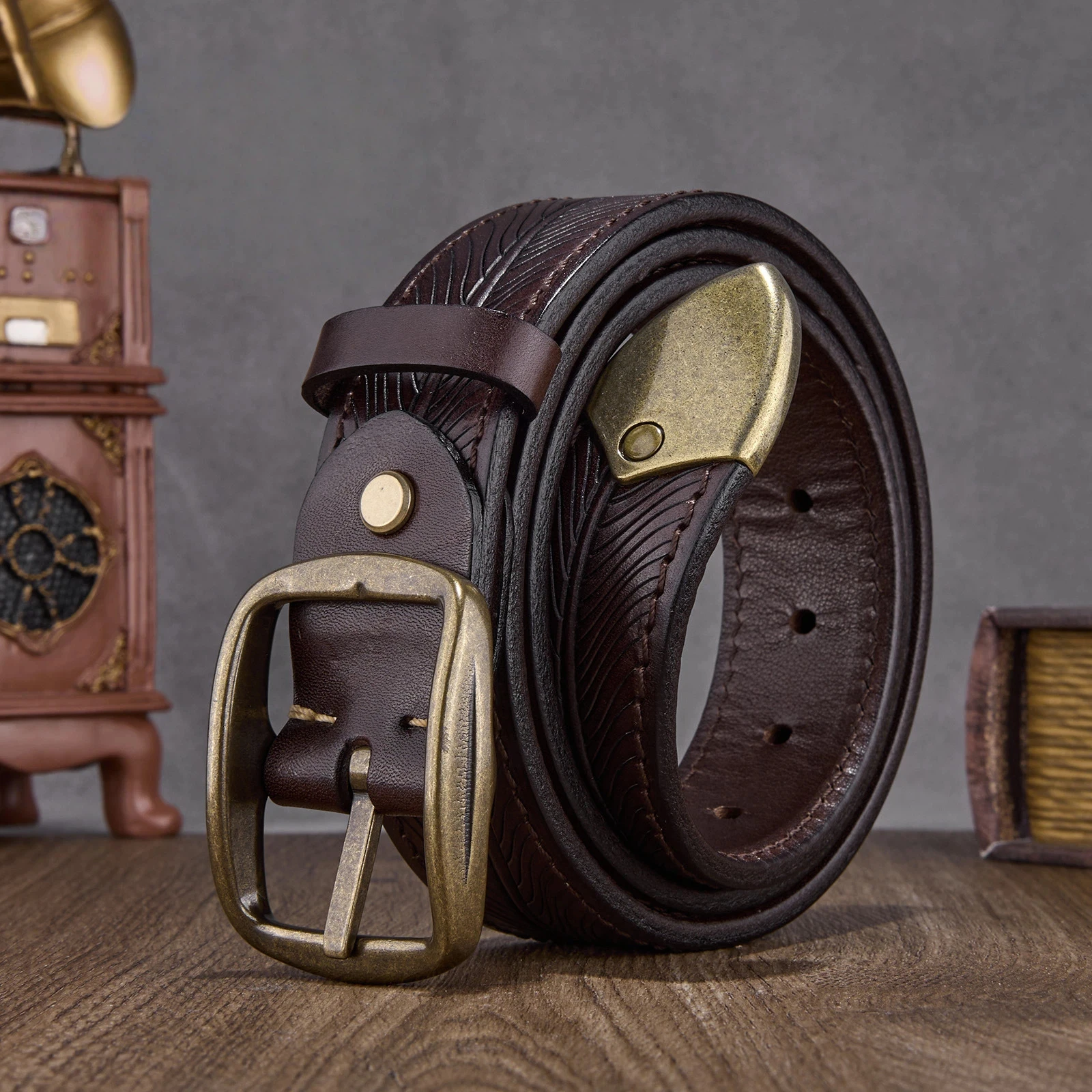 Men's New Embossed Pure Cowhide Belt, Man Retro Copper Buckle Belt,Genuine Leather Versatile High-end Luxury Design Belts