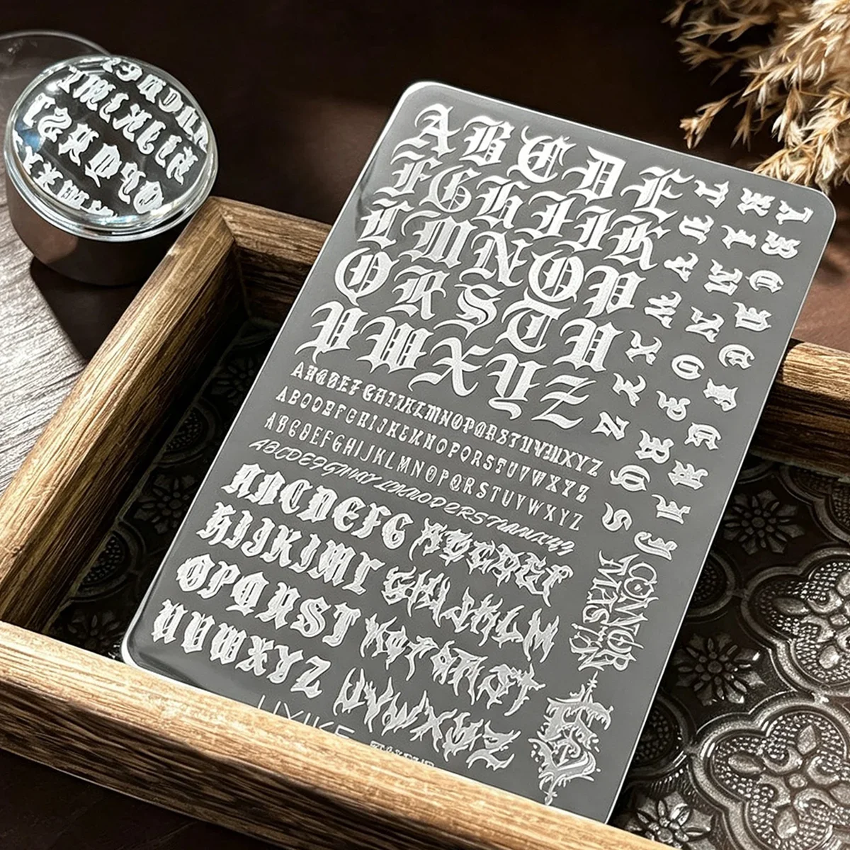 1 Stück Gothic-Buchstaben-Nagelkunst-Transferdruck-Stahlplatte Nagelkunst-Silikonstempel Stern Herz Punkt Schleife Spitze Maniküre-Werkzeug – Detail 8