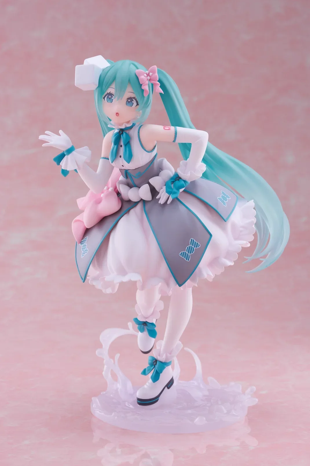 Hatsune Miku Figuur TAITO Anime Figuur Hatsune Miku Smelten snoep Garage Kit Karakter Model Mooi Meisje Pop Ornament Geschenken