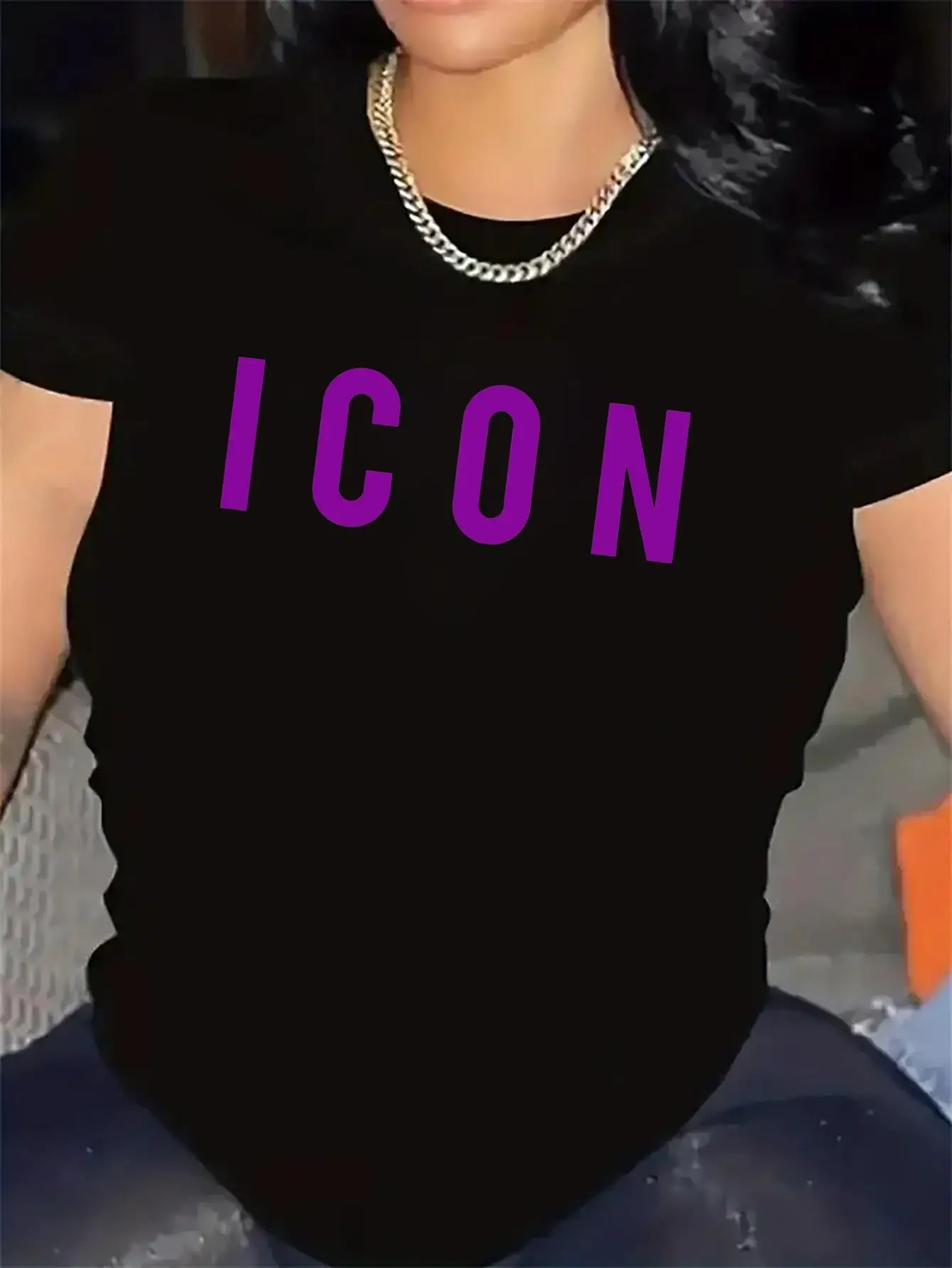 Camiseta con estampado de iconos negros, duradera, ligera, con cuello redondo, informal, esencial para restaurantes, con letras llamativas y patrón geométrico