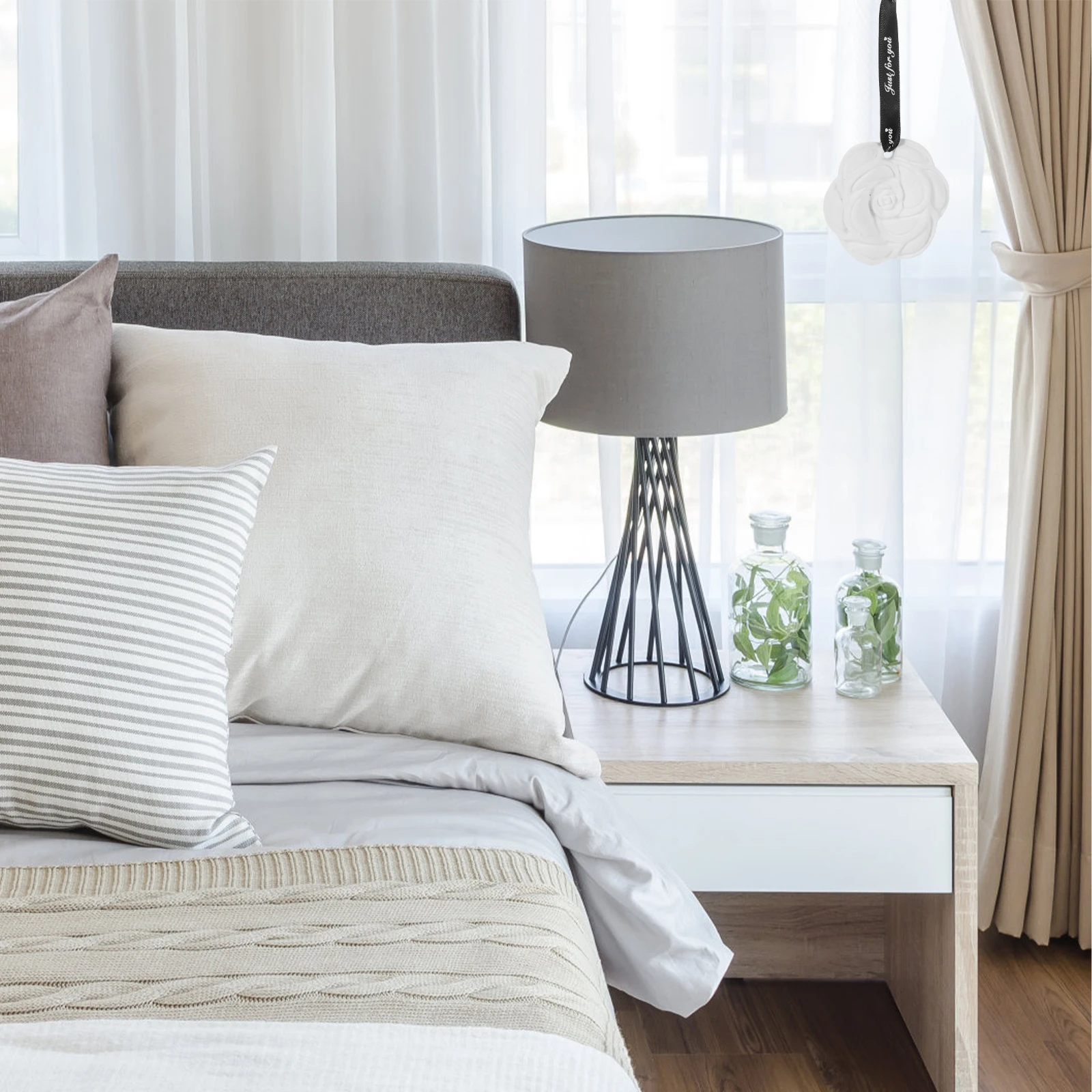 

4pcs Gypsum Aromatherapy Air Freshener Home Fragrance Closet Deodorizer Hanging Car Scent Room Freshener Odor Eliminating Long