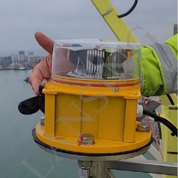 

QT2AT L-865 Одиночный заградительный фонарь средней интенсивности (тип A), освещение для выравнивания башней, модели освещения для взлетно-посадочной полосы в аэропорту