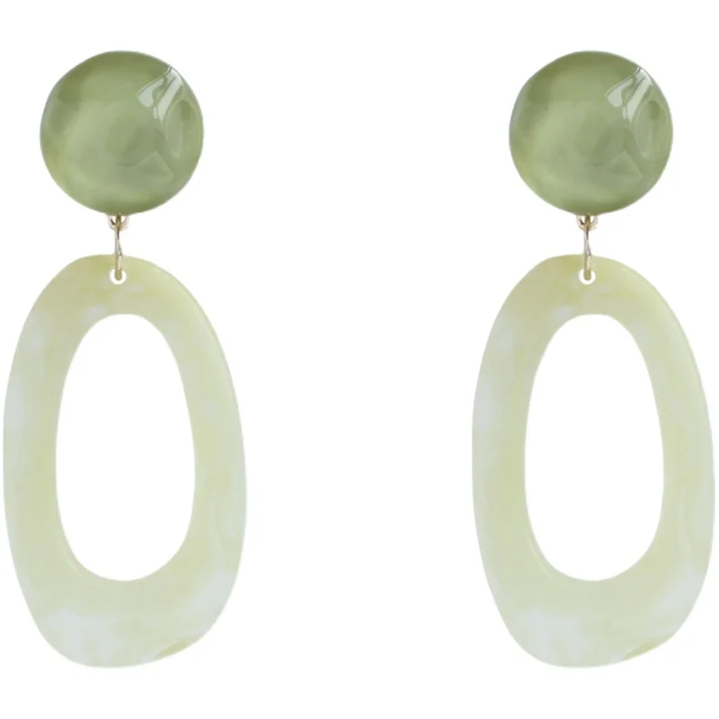 

Summer small fresh green earrings, high-end Hong Kong-style retro earrings, painless earclips