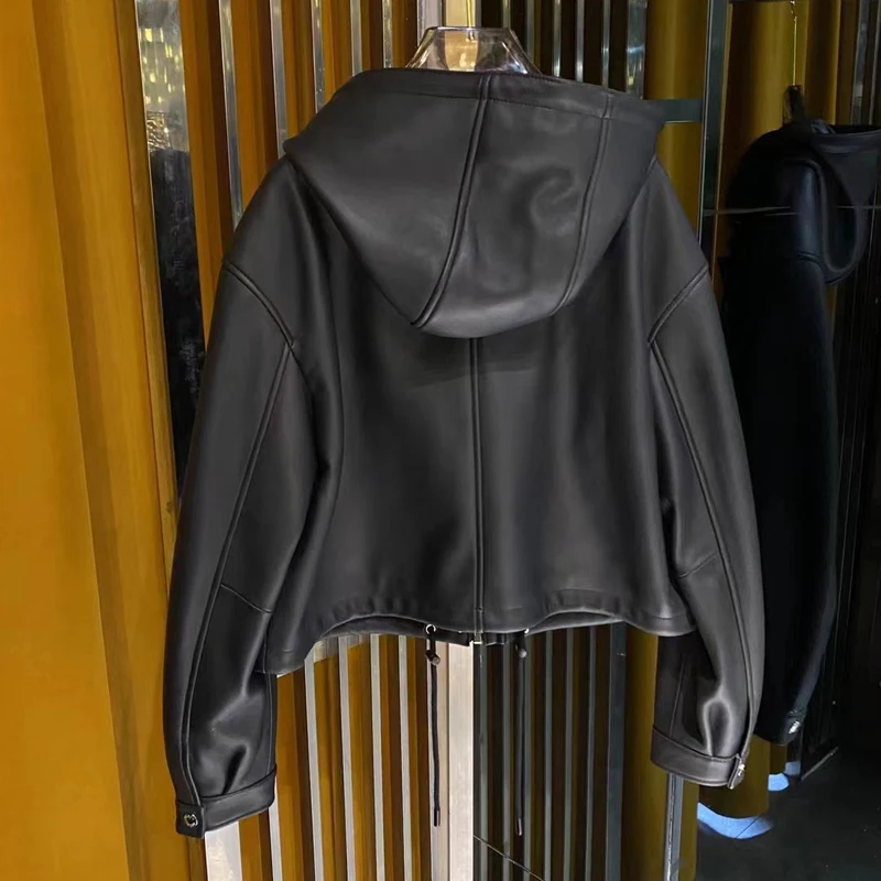 

Весенняя короткая женская кожаная куртка из натуральной кожи, пальто с капюшоном и большими карманами, модная регулируемая талия, длинный рукав