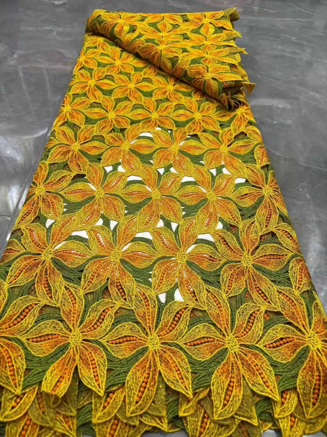 

Африканские гипюровые кружевные ткани 2026: высококачественные нигерийские и французские гипюровые кружева, 5 ярдов для свадебных платьев и Asoebi