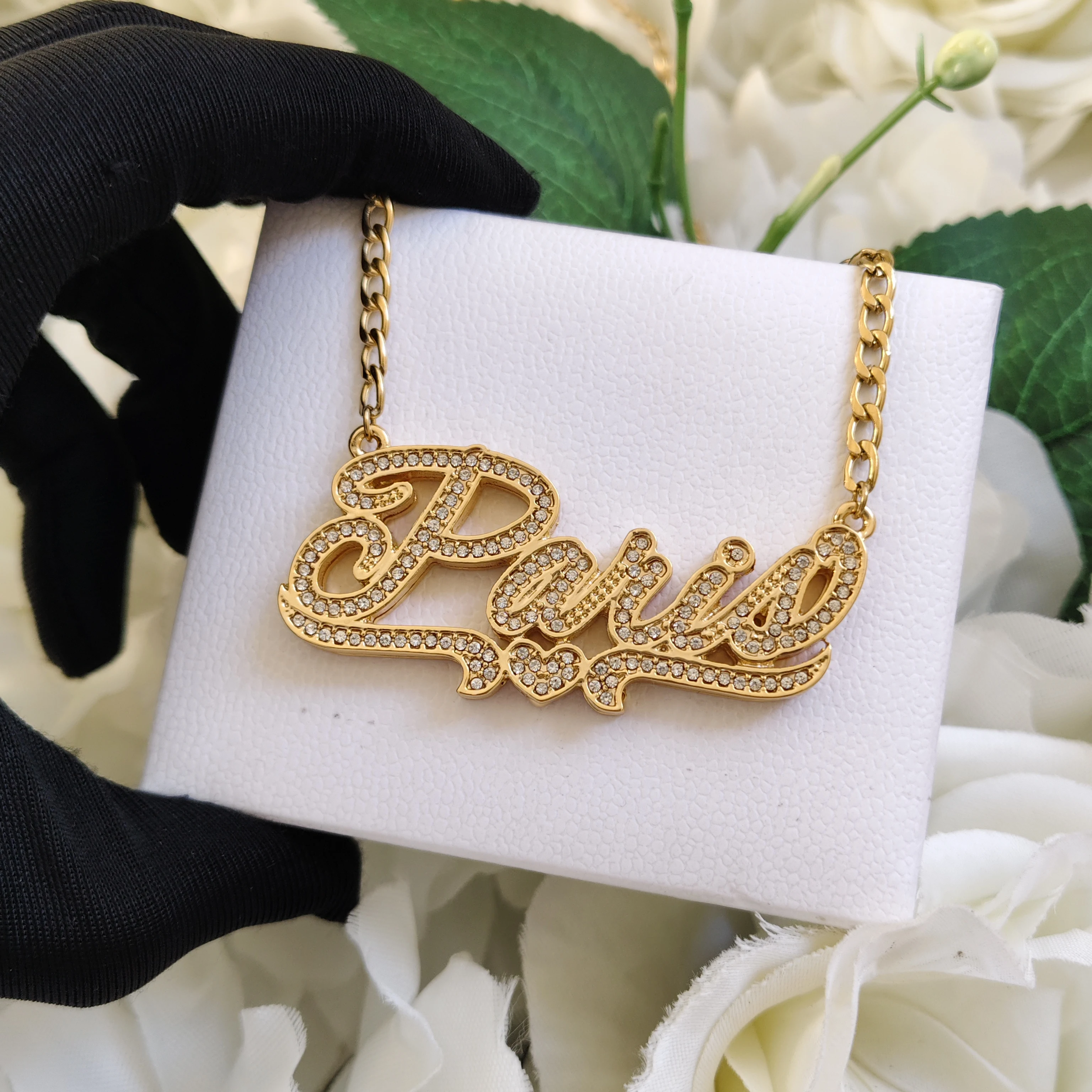 

DHQH Customized Name Diamond Necklace Personalized Letter Sparkling Gemstone Necklace Birthday Gift Manufacturer Direct Sales