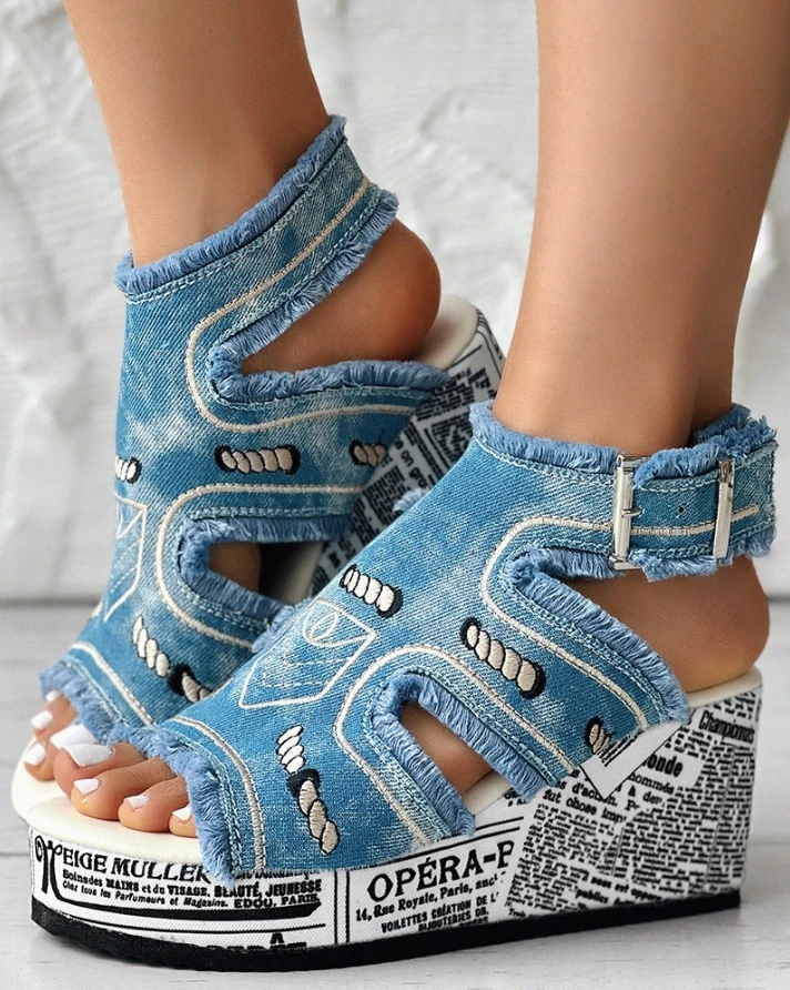 Geometric Letter Pattern Raw Hem Buckled Denim Wedge Sandals