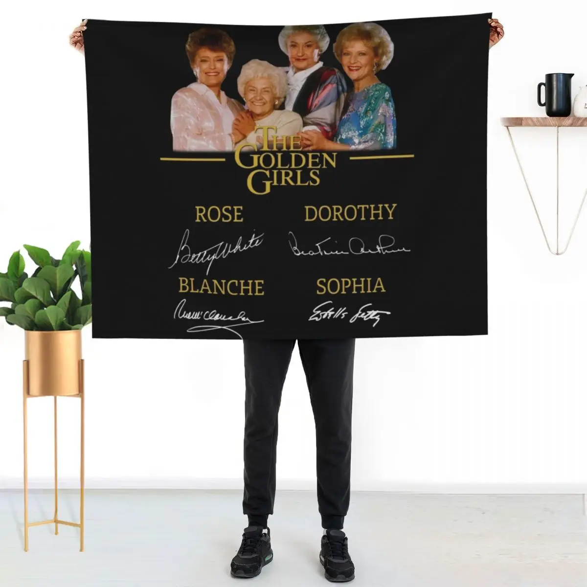 

The Old Golden Girls Signatures Throw Blanket Cozy Home Blanket Gift for Christmas Holiday