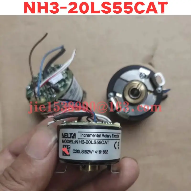 

Used Encoder NH3-20LS55CAT Normal Function Tested OK