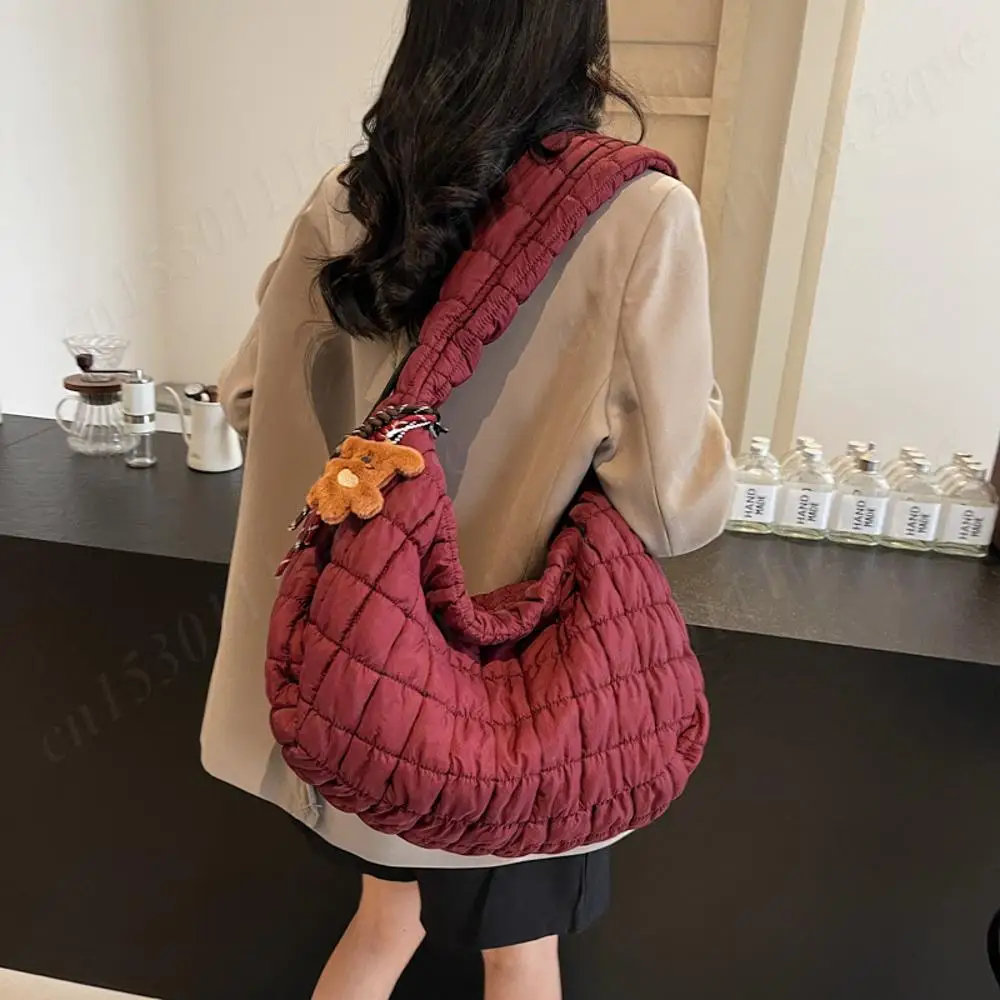 Women Quilted Tote Bag Large Quilted Carryall Puffer Shoulder Bag Zipper Soft Quilted Puffy Crossbody Bag Puff Purse Quilted Bag