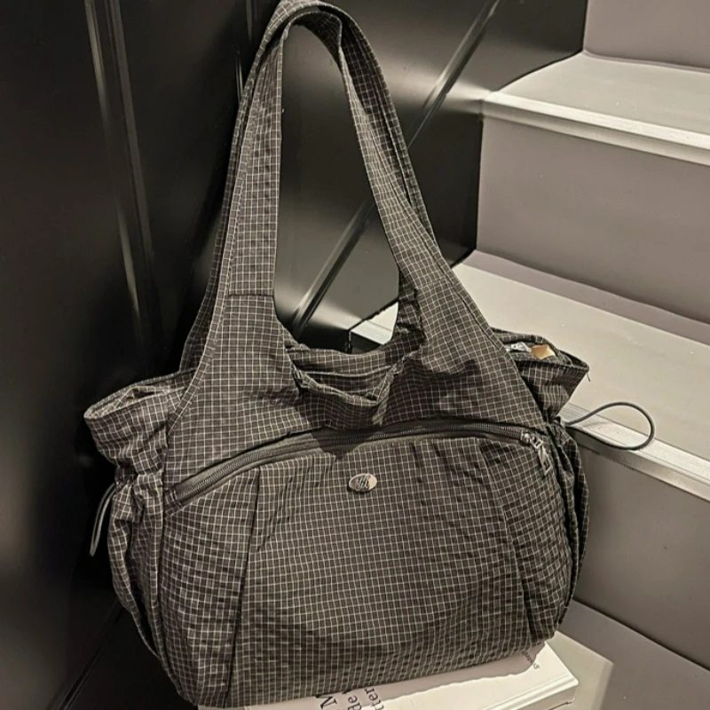 

Fashionable Texture Simple Shoulder Bags Lightweight Large Capacity Simple Plaid Storage Bags Hot Sale New Crossbody Handle Bag