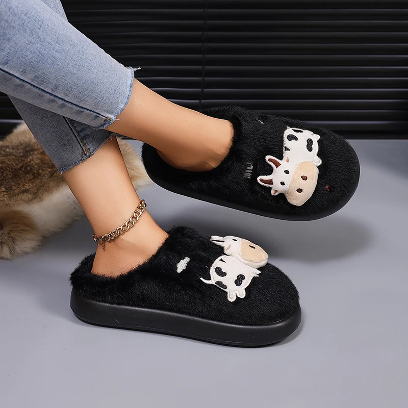3D-Kuh-Plüsch-Hausschuhe für Damen, warme, flauschige Mules für den Winter, Mädchen-Freizeit-Hausschuhe, flauschige Fell-Slides, Unisex, weiche Plateausohle – Detail 13
