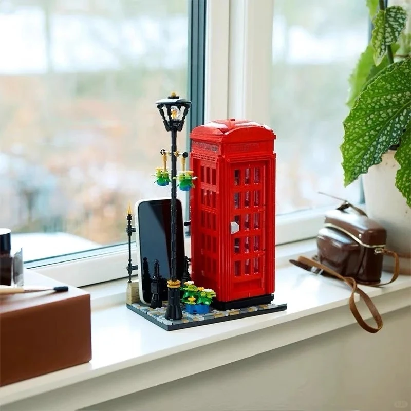 كشك الهاتف الأحمر 21347 مجموعات مكعبات البناء المتوافقة مع جزيئات Lego مناسبة لهدايا عيد الميلاد 1460 قطعة
