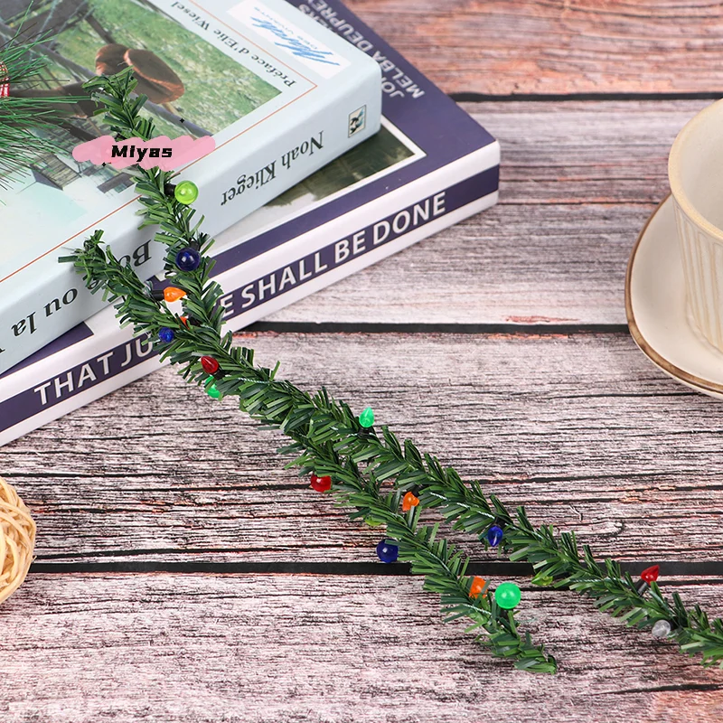 Strisce di erba per decorazioni natalizie in miniatura per case delle bambole in scala 1/12 per decorazioni decorative per bambole in scala 12a