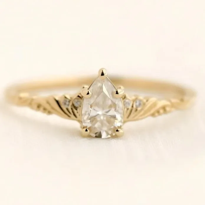Retro Art Teardrop Design Engagement Ring, Shell Fan Carved Side Twisted Rope Shank, Hypoallergenic Bridal Jewelry for Women