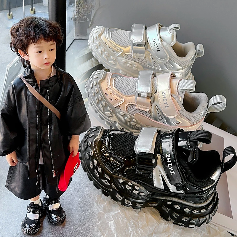 

Кроссовки для школьников с толстой мягкой подошвой, детские спортивные туфли из дышащей сетки, новая модная коллекция 2026 года, кроссовки для мальчиков и девочек на липучках