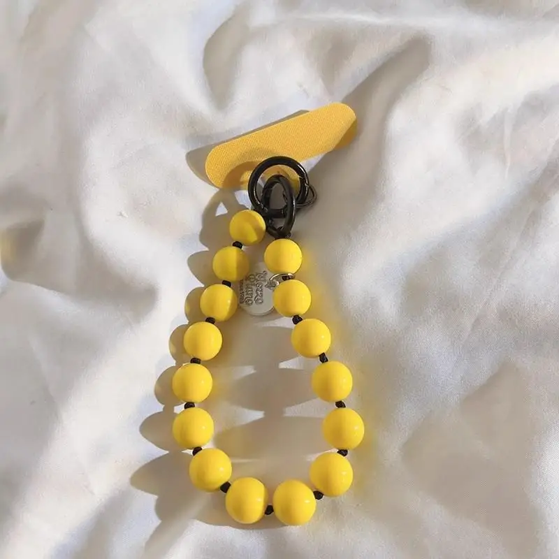 Unisex Schlichte Minimalistische Handy-Handschlaufe Erhältlich in 8 Farben mit Perlen-Herzanhängern Vielseitig Einsetzbar – Detail 4