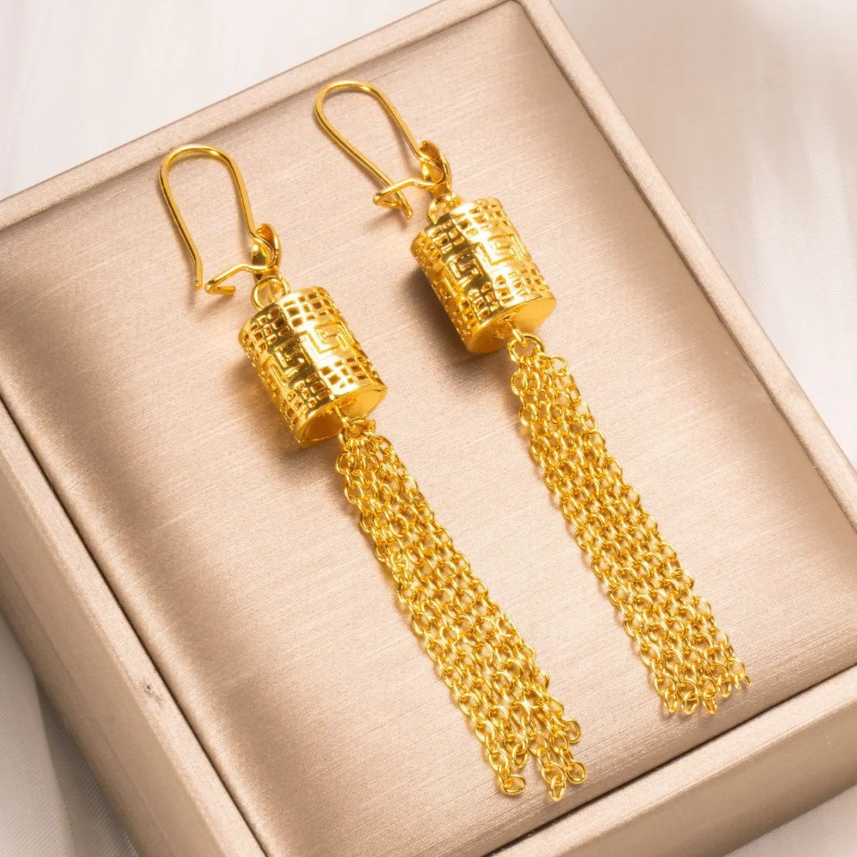 

9999 gold fringed long-style earrings - ethnic style ear pendants. Wholesale jewelry.