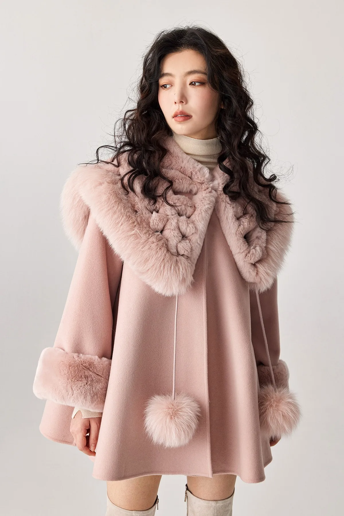 

2024 Classic Poncho style lovely real fox fur coats pink natural fur jackets manteau femme hiver