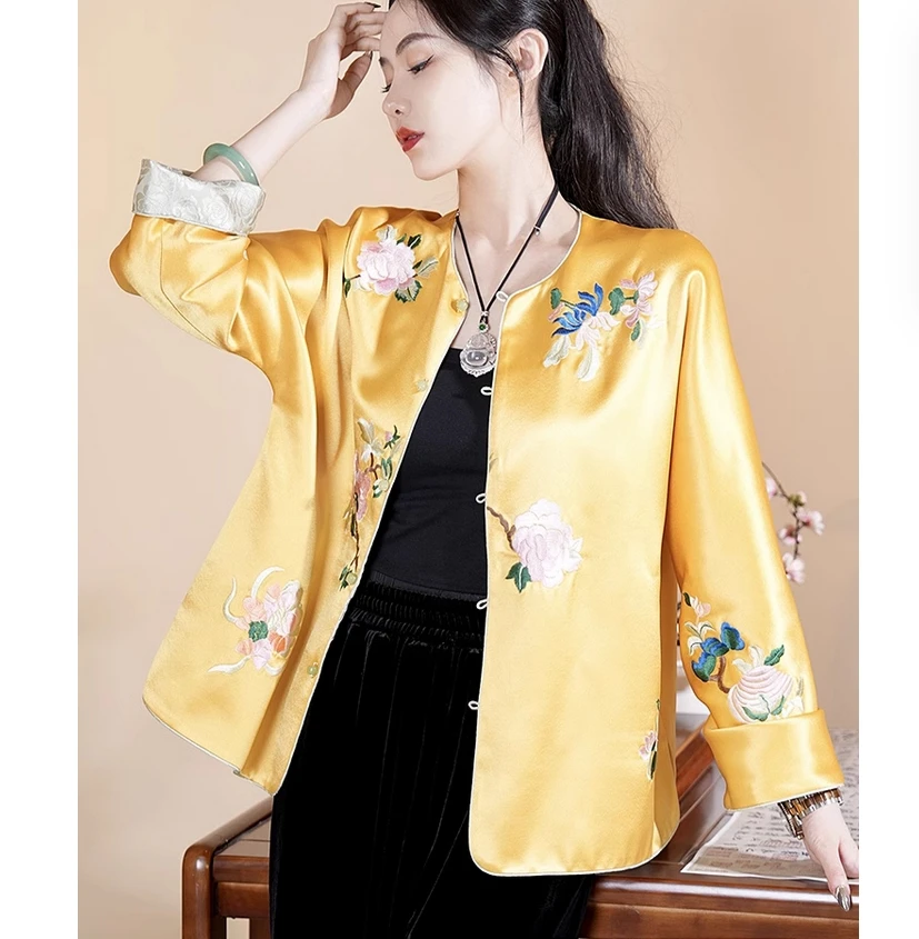 

New Chinese style jacket, Tang style buttoned top, Chinese style Hanfu, double breasted embroidered heavy embroidery small shirt