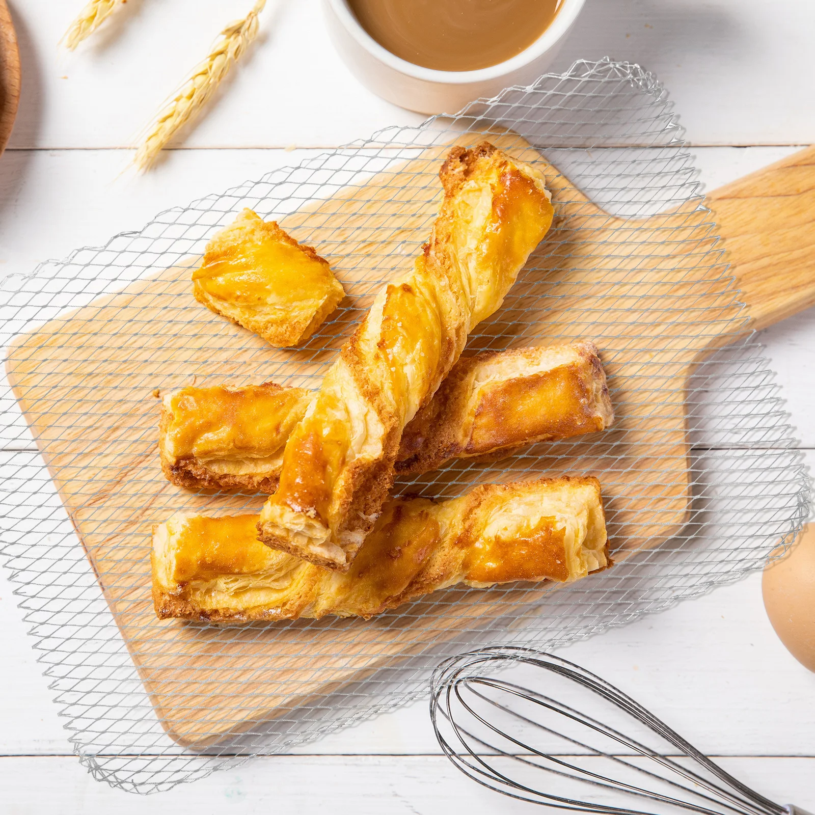 

10pcs Grill Mesh Mat BBQ Baking Pads Outdoor Aluminum Barbecue Net High Temp Resistant Roasting Meat Fish Vegetables Kebabs