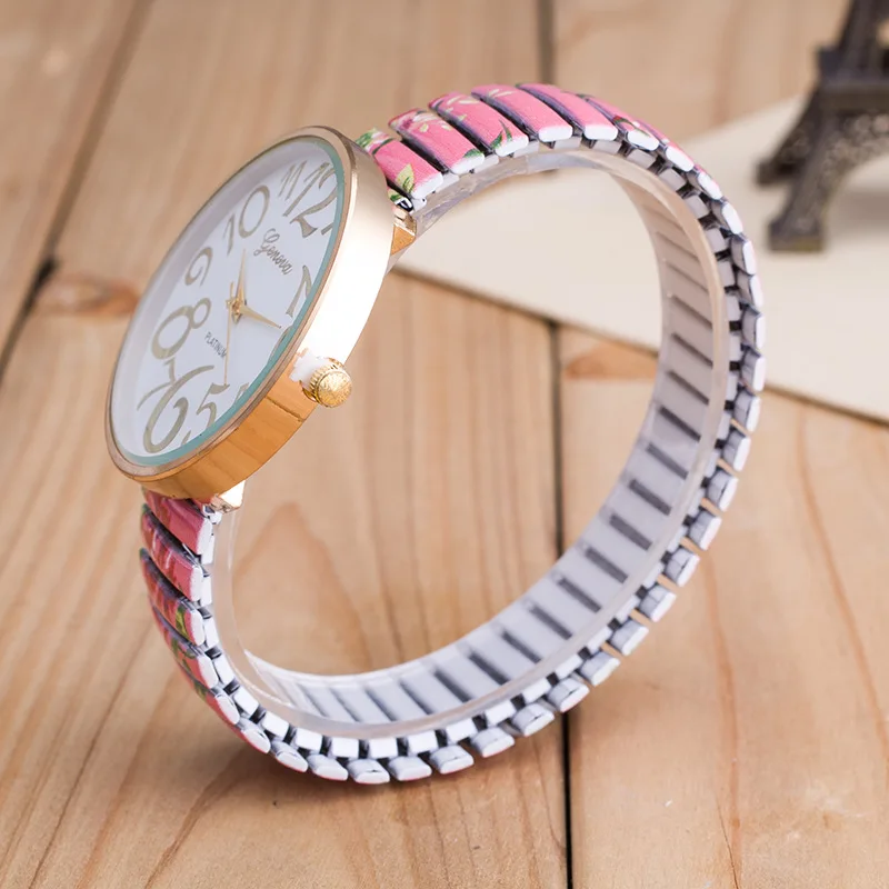 Reloj de cuarzo de lujo para Mujer, pulsera elástica, Reloj de cuarzo, esfera grande Digital Simple, correa de silicona impresa, Reloj para Mujer