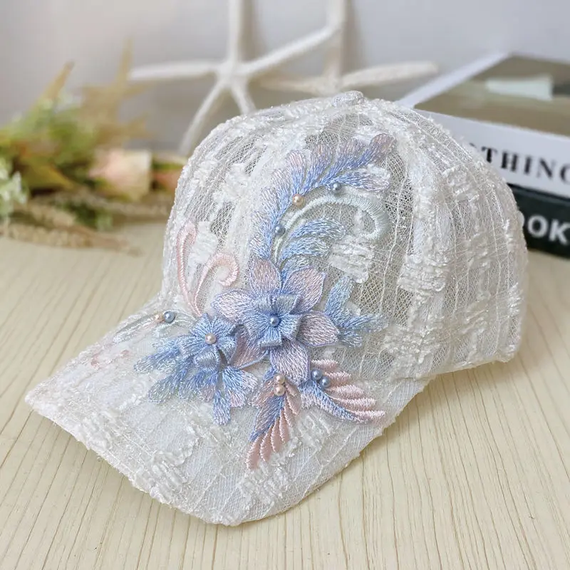 女性の夏のレースの野球帽,刺繍された花の刺繍が施されたメッシュの野球帽,通気性のある柔らかい日よけ帽