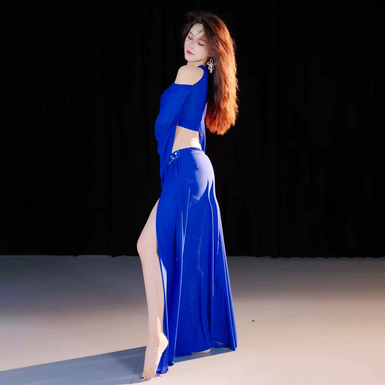 ชุดเต้นระบำหน้าท้องผู้หญิง ประดับเพชร ชุดแสดงสำหรับผู้ใหญ่ ชุดฝึกซ้อมเต้นแบบตะวันออก ชุดเต้นรำแบบกลุ่ม