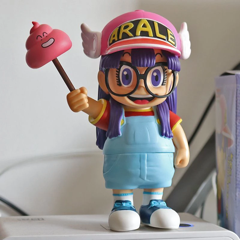 20cm Aral Figure Dr. Slump Figurine Anime The King The Universe Figure Pvc Statue Model Home Decor Toy Doll Collection Gift