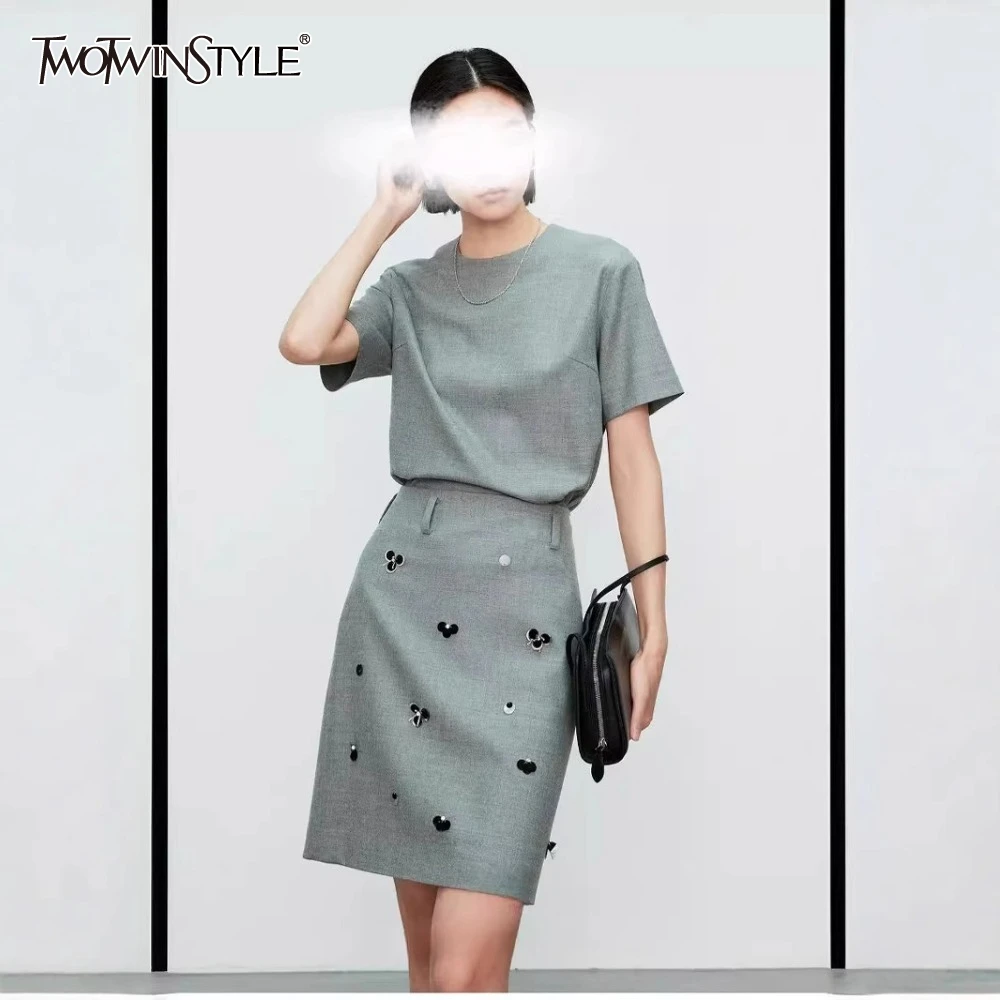 

TWOTWINSTYLE Solid Slimming Two Piece Set for Women O Neck Short Sleeve Top High Waist Spliced Sequines Sets Female New