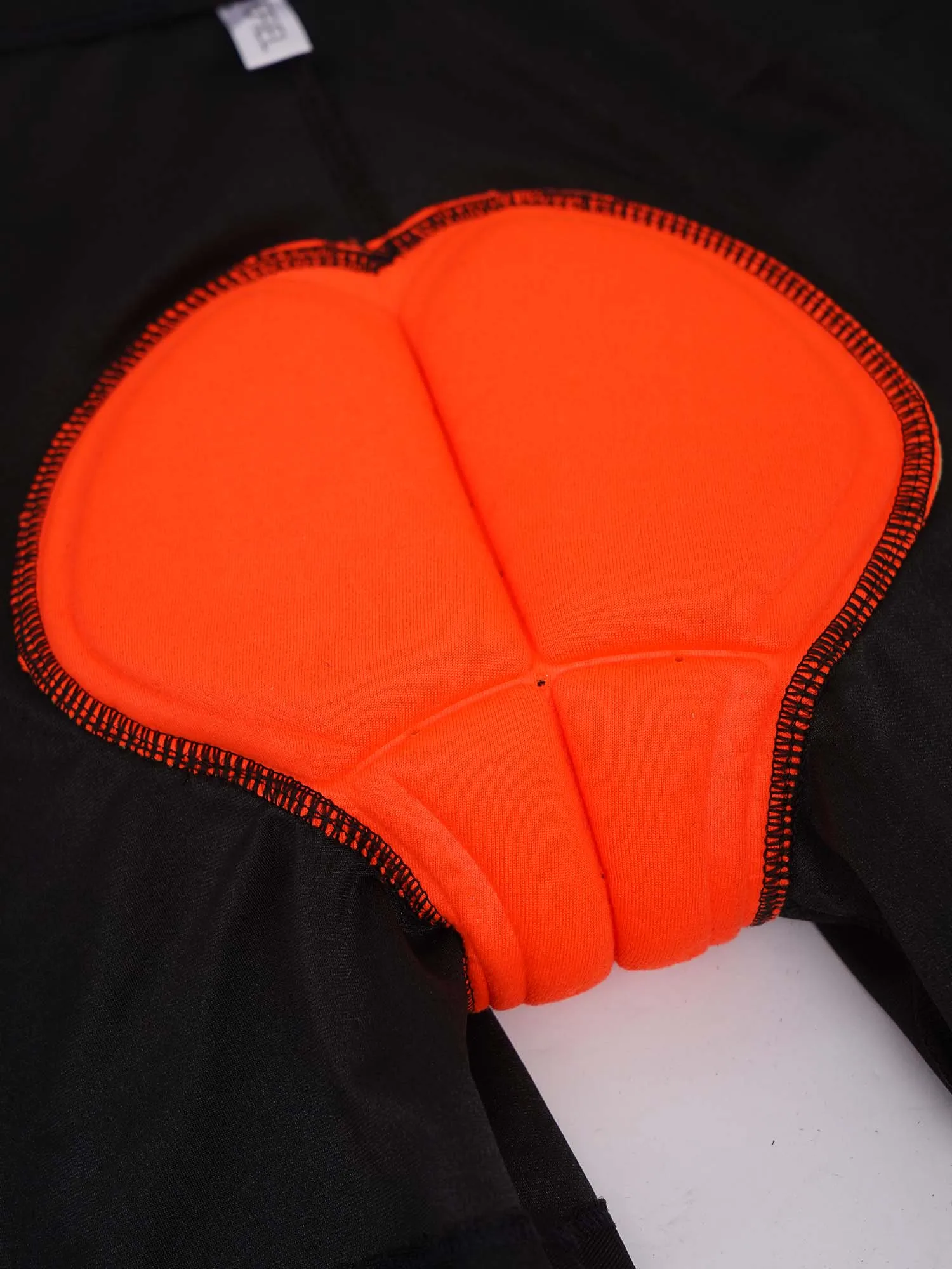 

Kids Boys Sports Cycling Shorts Solid Color Elastic Waistband Short Pants Bottoms with 3D Cushion for Training Cycling Sports