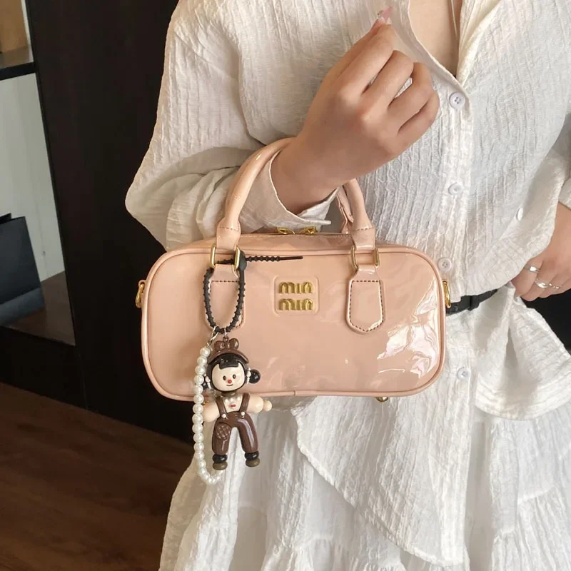 

Новинка 2025, большая вместительная женская сумка, однотонная сумка через плечо, просторная рабочая сумка для пригородных поездок, «все в одном»