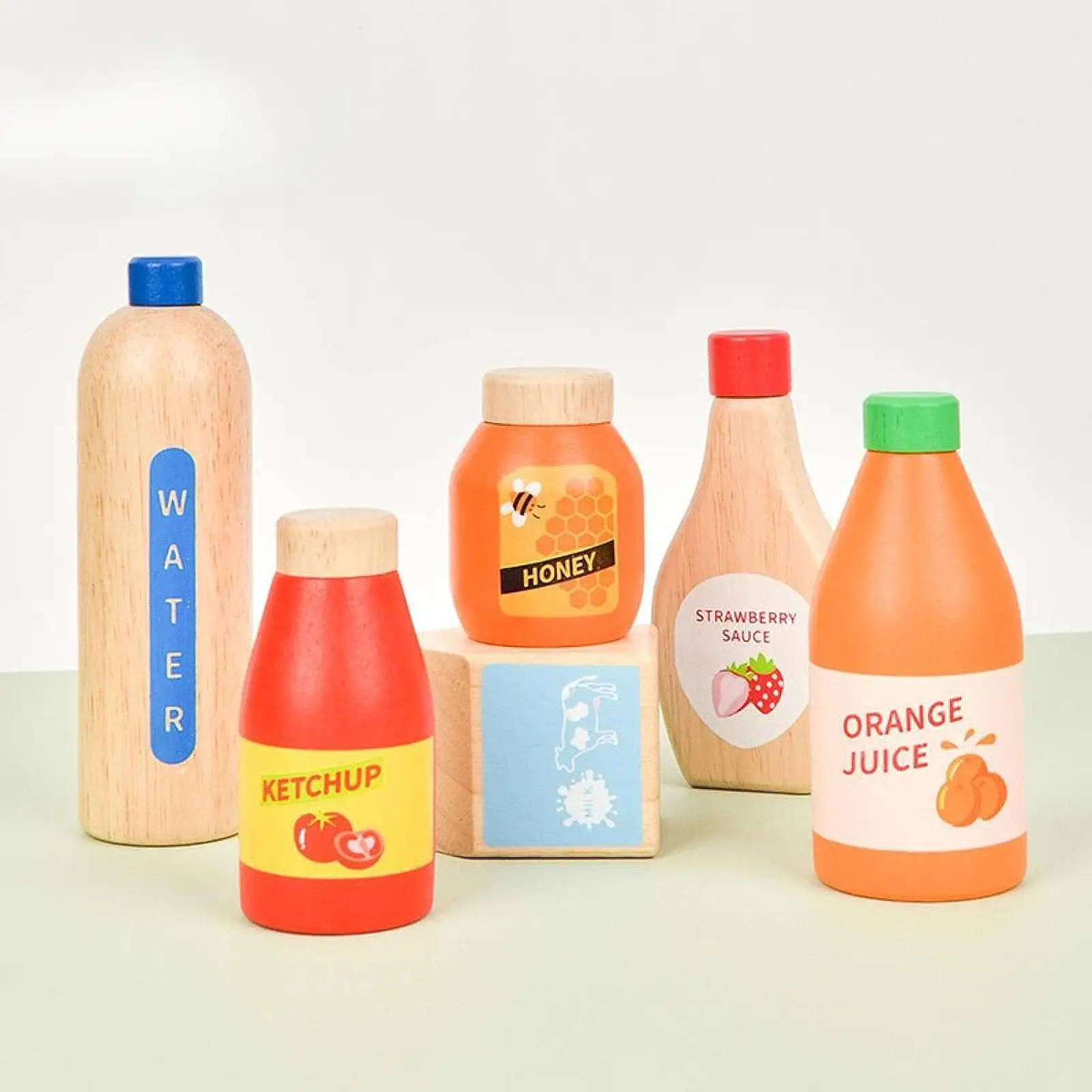 

Small Food Wooden Toys Drink Juice Bottle Set Simulation Early Learning Pretend Play for Boys Girls Kids Children Party Favors