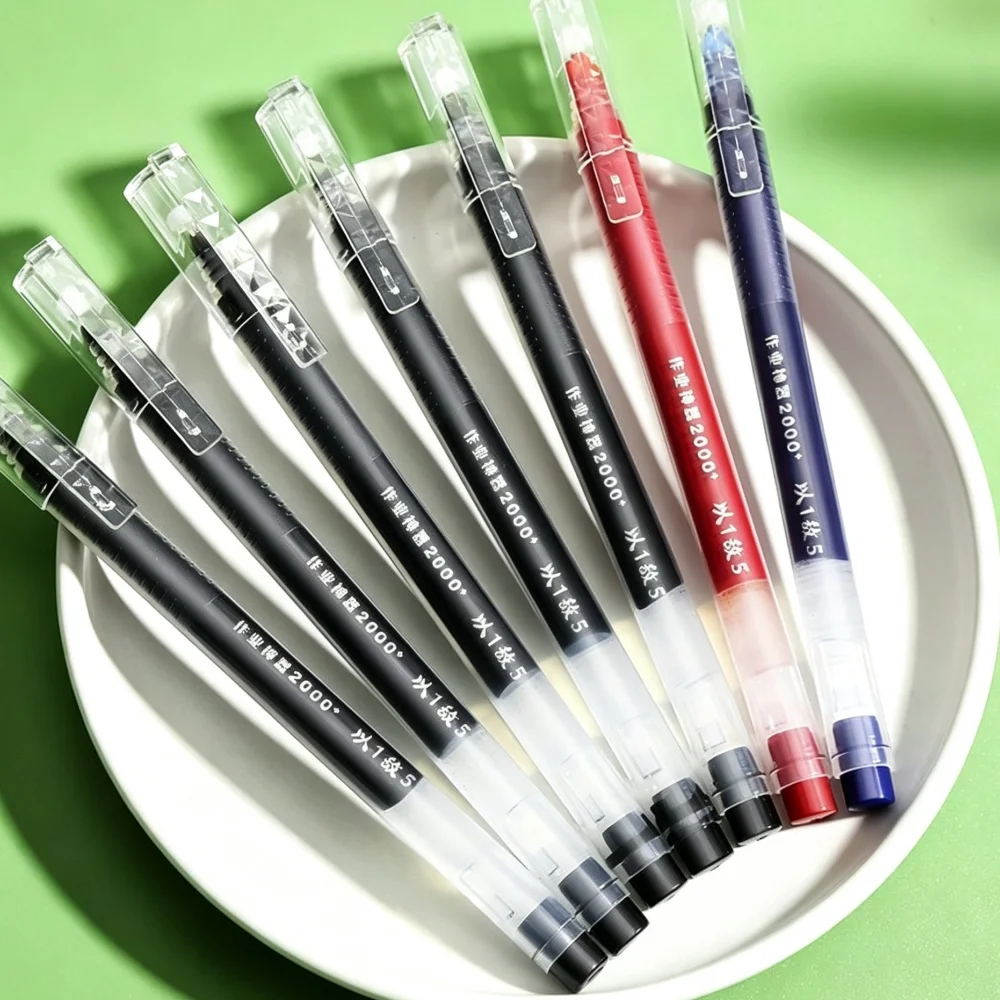 M&G Black Gel Pens Writing Smoothly Fast Drying Large Capacity Ink Business Pen Practical Stationery Suitable for Students Use