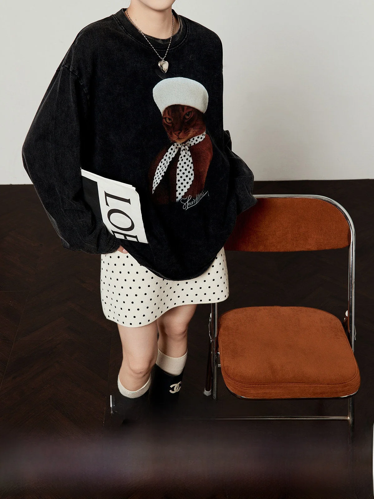 

Bla Polka Dot Beret Print Long Sve T-irt Women's Loose Fit Vintage Sle Cotton Casual Top for Autumn Season