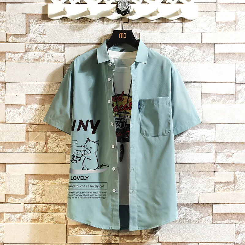 قميص رجالي جديد بأكمام قصيرة لعام 2024 قميص غير رسمي مطبوع عليه قطة كرتونية كبيرة على الموضة يابانية عصرية