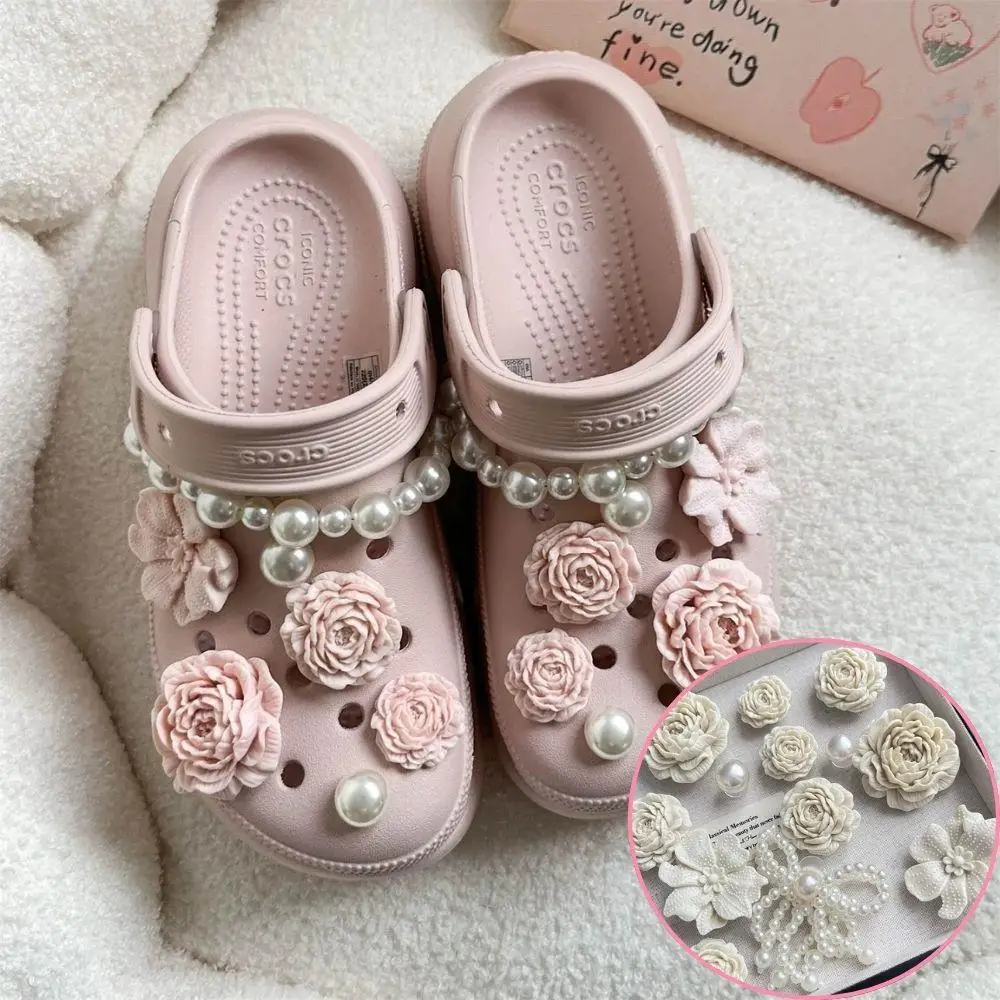 

2025 New Clip Sneaker Pearl Bow Shoe Charms Set 3D Pearl Flower Advanced Shoe Decorations DIY Detachable Shoes Buckle For Clogs