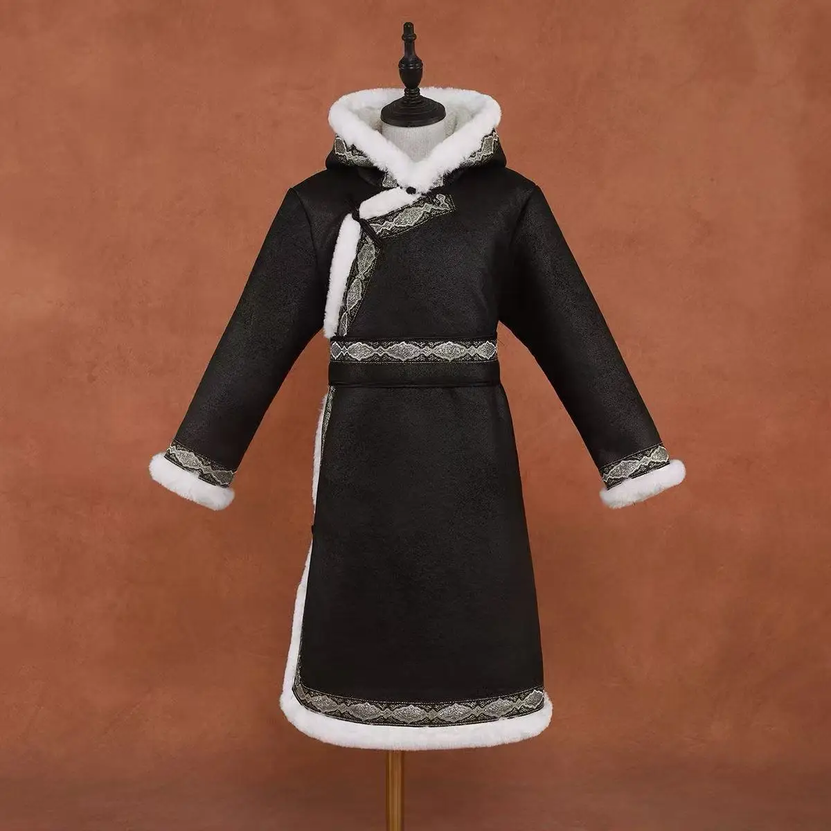 

Kids National Style Cotton Hooded Coat Traditional Mongolian Autumn Winter Thicken Plush Robe Boys Carnival Event Warm Snow Cape