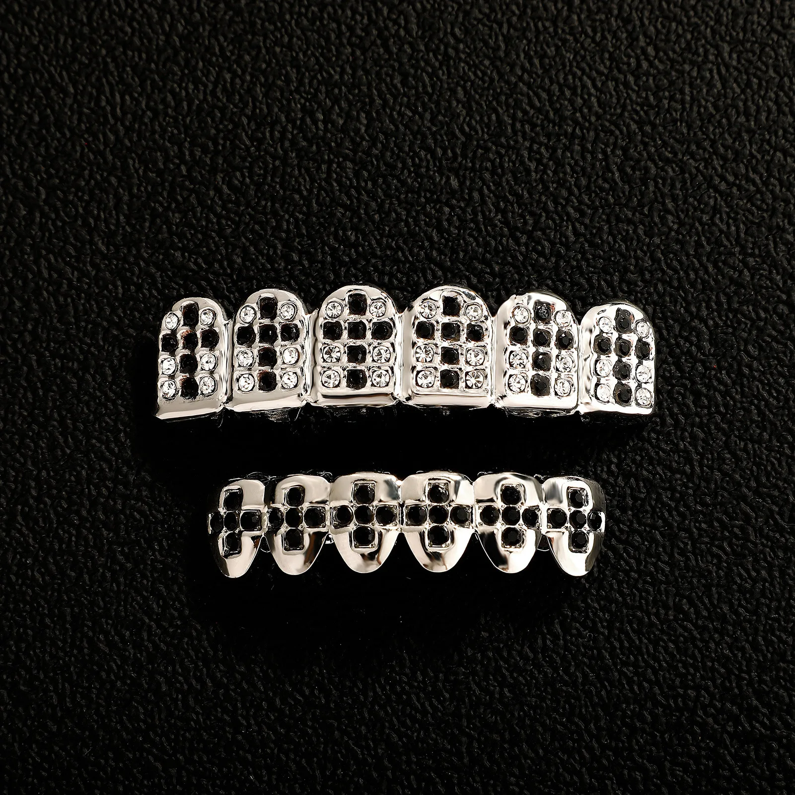 

Black Iced out Cross Zircon Grillz Hip Hop CZ Stone Teeth Jewelry Top & Bottom Cap Unisex Dental Accessory Gift