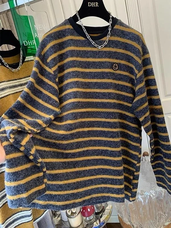 

plus Size Women's Lazy Smile Stripe Thickened Velvet Long Sleeve Base Shirt T-Shirt Loose Winter Fashion Korean Style Knitted...