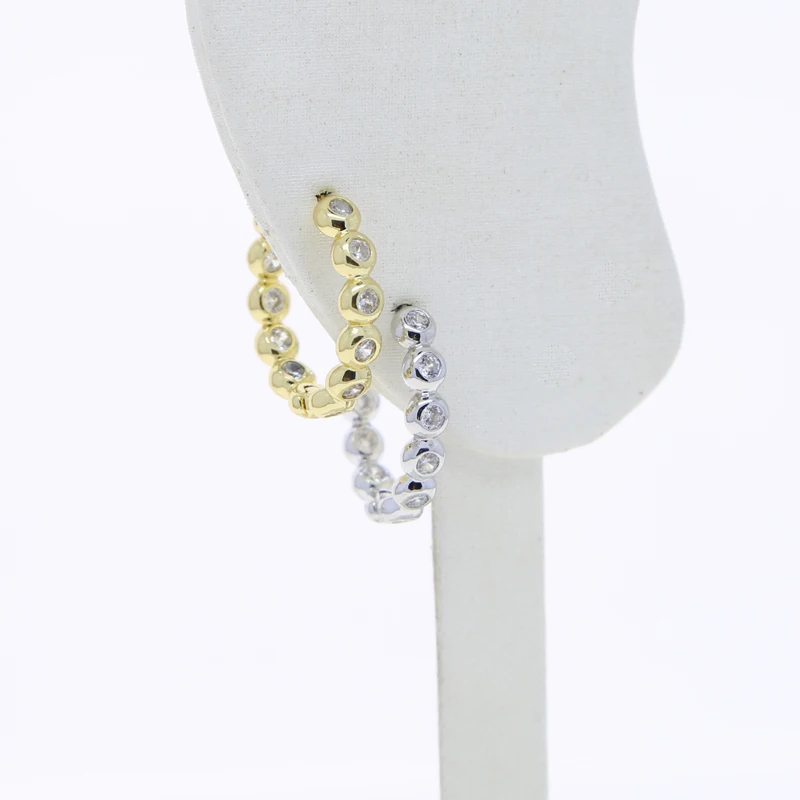 Geometric Round Ball Beaded Band Bezel Set Sparking 5A CZ Classic Simple Women Huggie Hoop Earring Medium