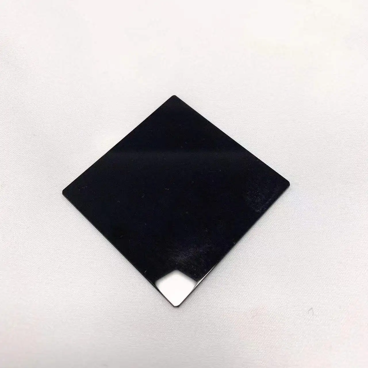 Tamaño cuadrado 50x50x2mm UV luz Visible corte 780nm IR filtro de paso vidrio HWB780