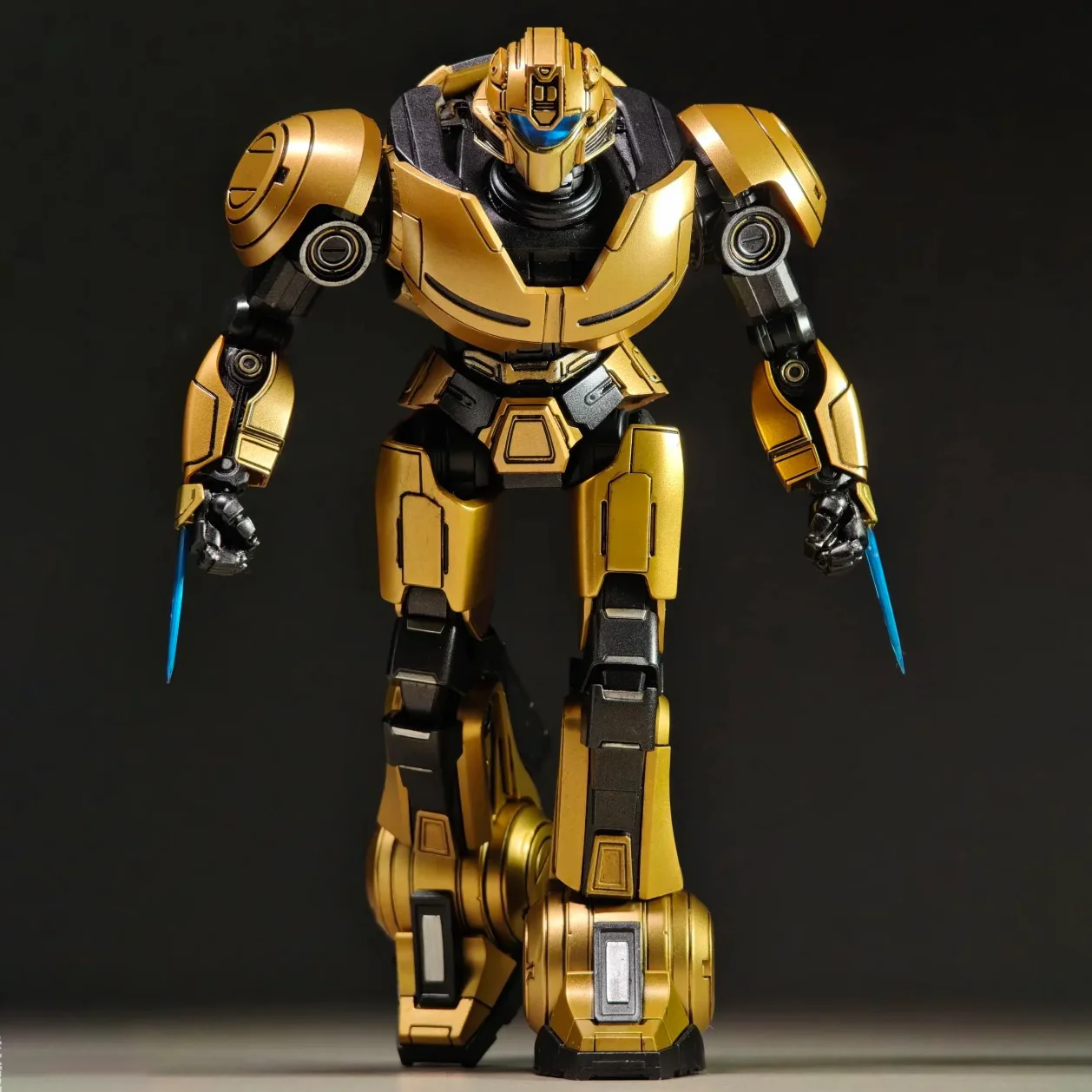 

Фигурка Threezero Transformers Bumblebee Transformers One MDLX Bumblebee, аниме-фигурка, подвижная модель, коллекция игрушек