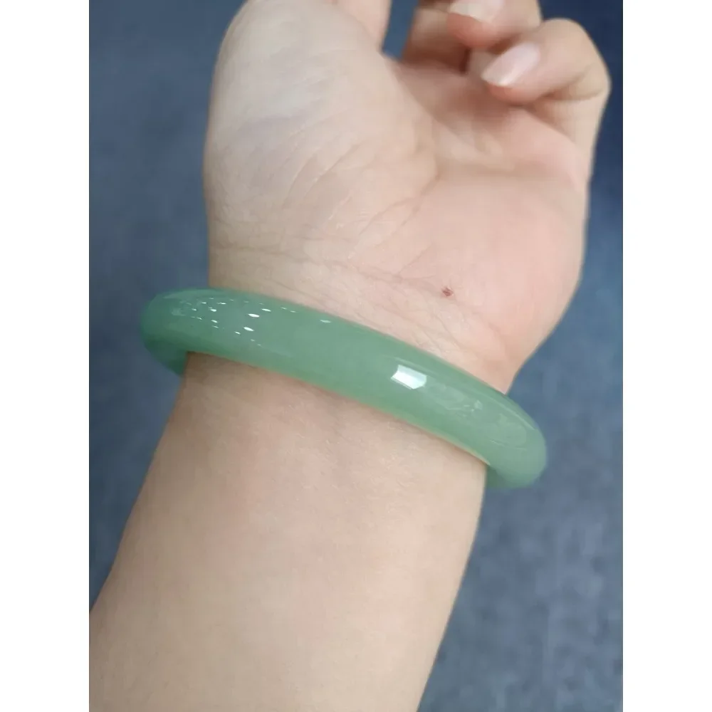 

100% natural dongling Jade Fine Material jade bangle high quality gemstone floating natural jade bracelet woman young models