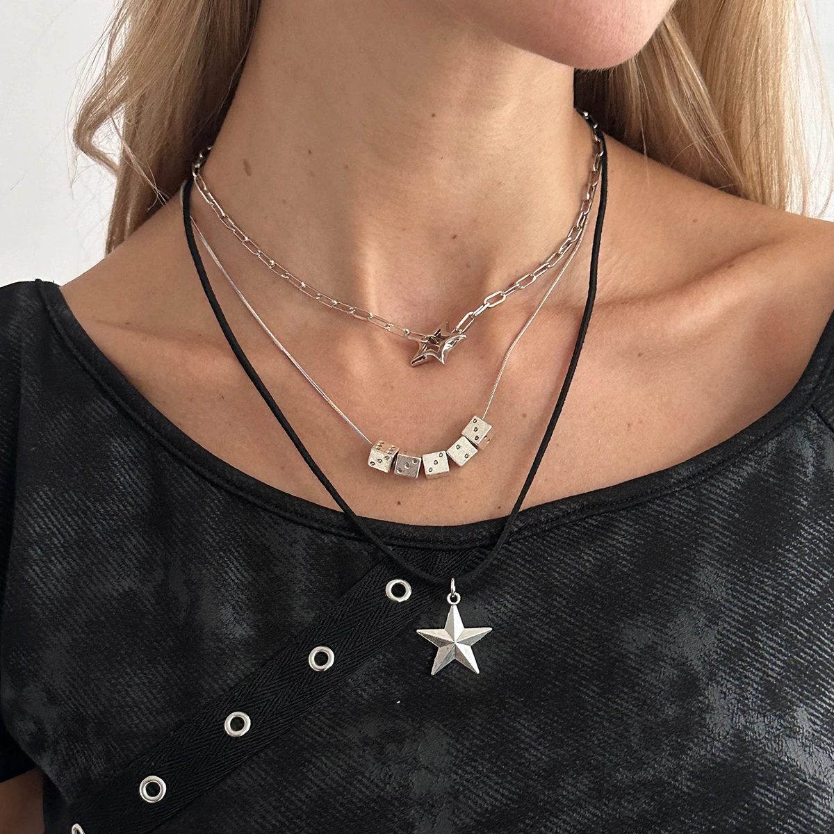 

SHIXIN 3Pcs/set Vintage Pentagram Dice Pendant Necklace for Women Fashion Velvet Rope Chain Necklace Y2K Jewelry Accessories