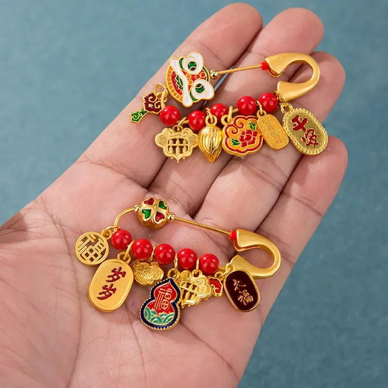 

Pregnant Women's Pins and Babies Go Out To Prevent Fright Carry-on Pendant Ancient Method Sand Gold--Ensure Safety-Shock Brooch