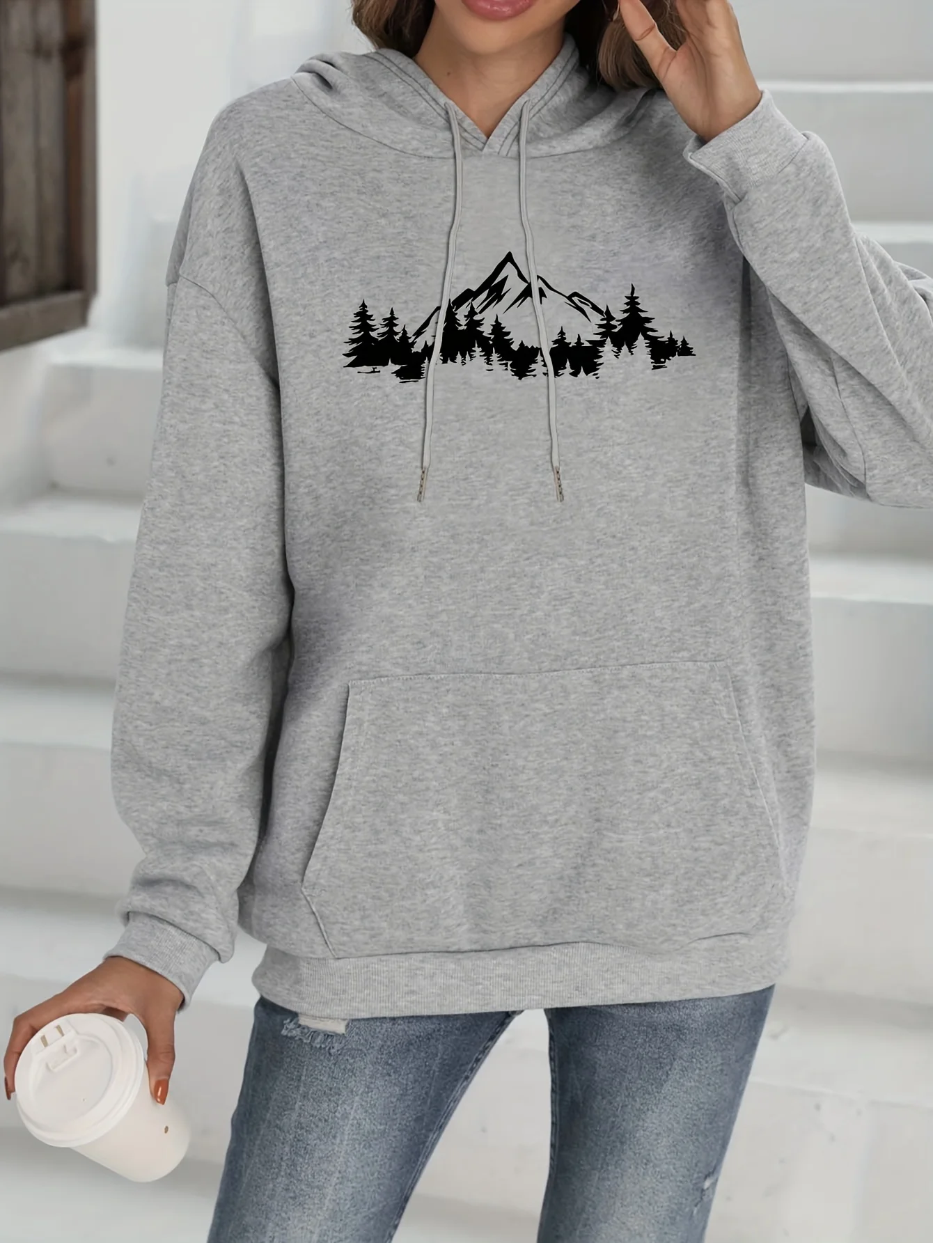 

Mountain Pattern Printed Women's Hoodies for Autumn and Winter Casual Round Neck Long Sleeved Women's Fashion Clothing