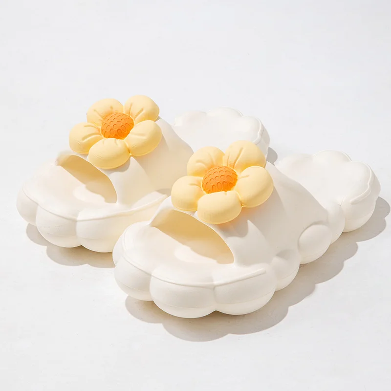Cute Flower Slippers Women's 2023 Summer Korean Flowers Home Slipper EVA Soft Thick Soles EVA Sandals Flip Flops