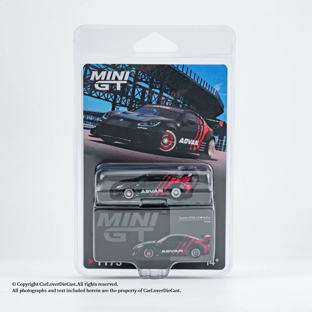 MINI GT 1:64 Porsche 911 GT3 R #77 AO Racing 2025 IMSA Petit Le Mans Blister Packaging Alloy Die Casting Alloy Die Casting Model